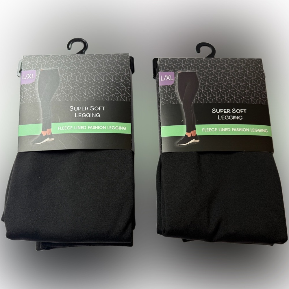 Super Buttery Soft Leggings in size L/XL FLEECE- LINED Seamless TWO Black NWT